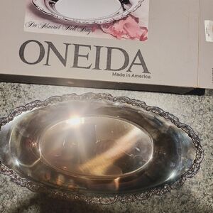 Oneida Silver Plated Oval Tray * Vintage *